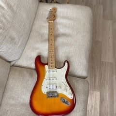 SQUIER ELECTRIC GUITAR（by fender）