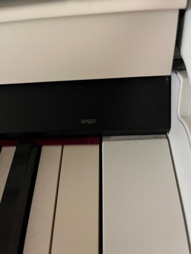 Roland HP601 ホワイト ピアノ ローランド Roland HP601 ホワイト ピアノ ローランド
