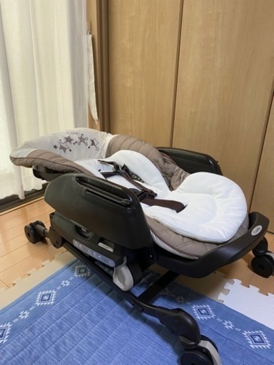 コンビ　電動ハイローチェア