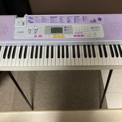 カシオ電子ピアノ　ＬＫ-103