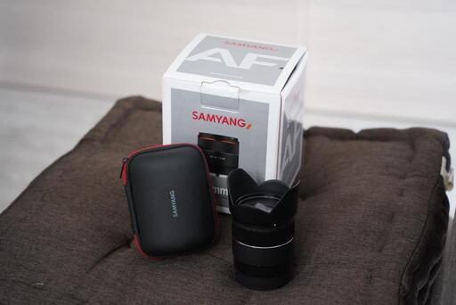 Samyang 35mm f1.8 eﾏｳﾝﾄ 単焦点レンズ