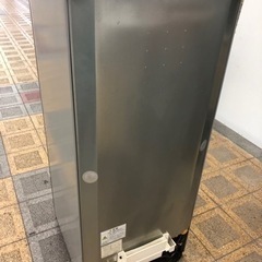 サンヨー冷蔵庫　255L ，クリーニング済　大阪市内格安配達