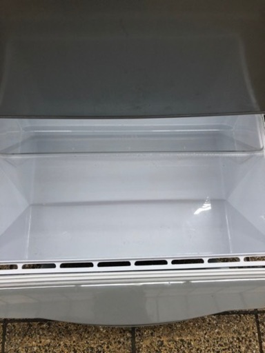 サンヨー冷蔵庫 255L ，クリーニング済 大阪市内格安配達