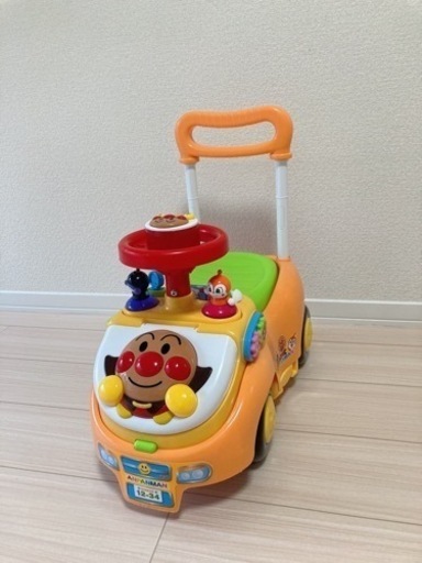 アンパンマン　乗り物　よくばりべジーカー