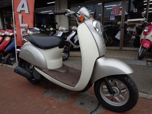 NO.4369　クレアスクーピー（ＣＲＥＡ ＳＣＯＯＰＹ）水冷４サイクルエンジン　シルバー＆ホワイト　☆彡