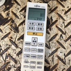 富士通　エアコン　2.2kw 配管付き　2014年