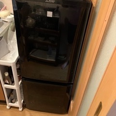 【お値下げ可】三菱 冷蔵庫 黒146L