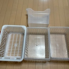 プラスチックケース　収納ボックス