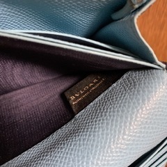 美品 BVLGARI ロゴクリップ 長財布 パテントレザー ネイビー ✖️ブルー