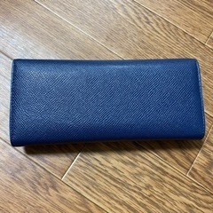美品 BVLGARI ロゴクリップ 長財布 パテントレザー ネイビー ✖️ブルー