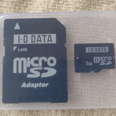 ［値下げ］microSDカードとアダプター