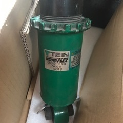 30プリウス　車高調