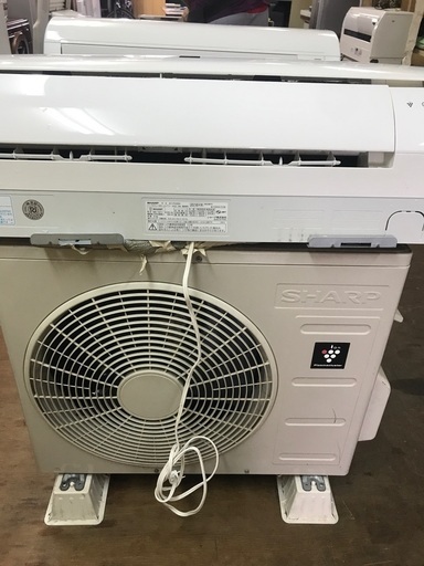 2016 Sharp 6畳。 注文 無料のエアコンの設置 