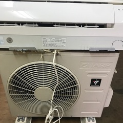 2016 Sharp 6畳。 無料のエアコンの設置