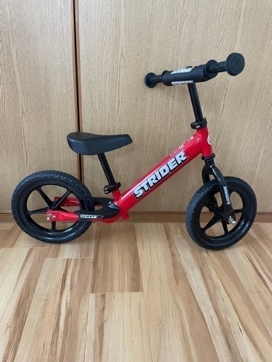 ストライダースポーツ　レッド　12インチ