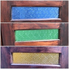 カラーガラス入り木製3連パーテーション