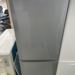 MITSUBISHI　2ドア冷蔵庫　146L　2018年製　リサ...
