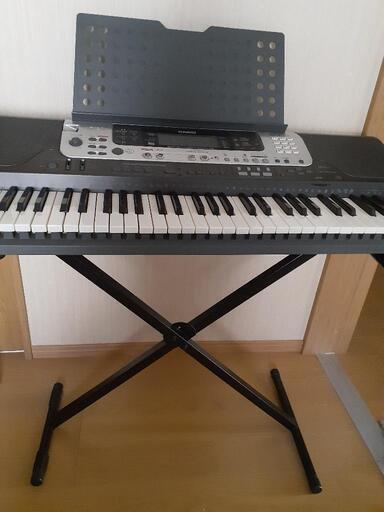 CASIO LK-301BB 　スタンド付き
