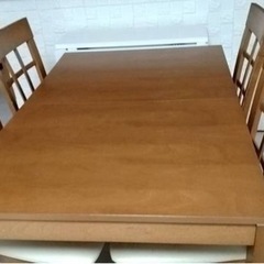 テーブル　　椅子4
