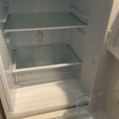 冷蔵庫　AQUA AQR-E13J(w)