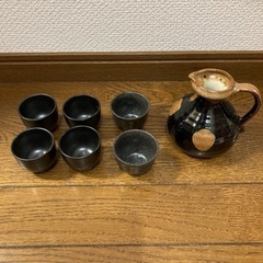 お酒を入れるもの