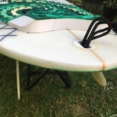 【受付終了】エメリー 5’8 サーフボード  26リッター