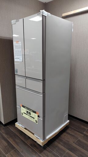 【未使用・超美品】22年式 日立（HITACHI) 冷蔵庫602L ６ドア強化処理ガラスドア