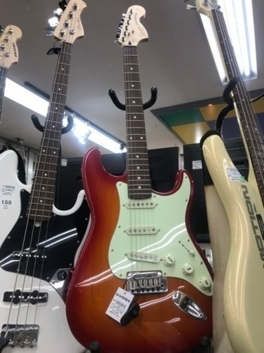 FENDER エレキギター