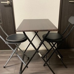 【無料】折り畳みサイドテーブル＆椅子セット