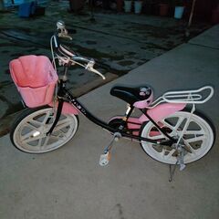 子ども用自転車　女の子　キティちゃん