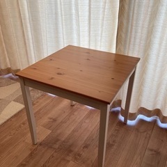 IKEAテーブル(74×74cm)
