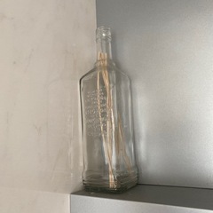 瓶　透明