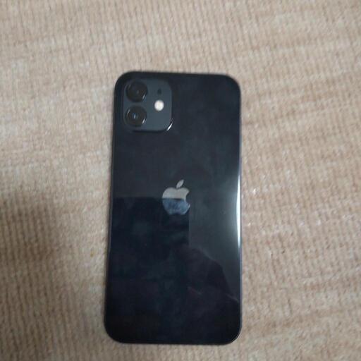 中古美品　iPhone12 64G ブラック　シムロック解除