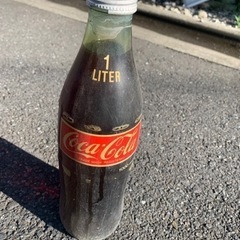 スカッと爽やかコカコーラ♪１ℓ瓶