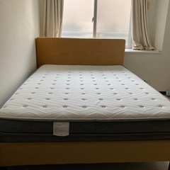 ダブルサイズFrancfrancベッドフレームとマットレス