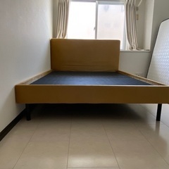 ダブルサイズFrancfrancベッドフレームとマットレス