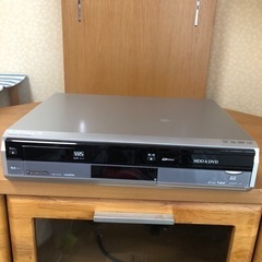 Panasonic VHS DVDプレーヤー(動作未確認)