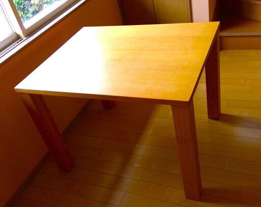 KASHIWA(柏木工)社製　コンパクトダイニングテーブルをお売りします