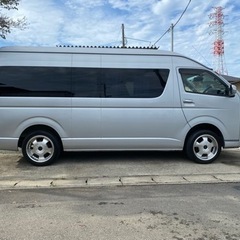 ハイエース、キャラバン、サーフ18インチタイヤホイール