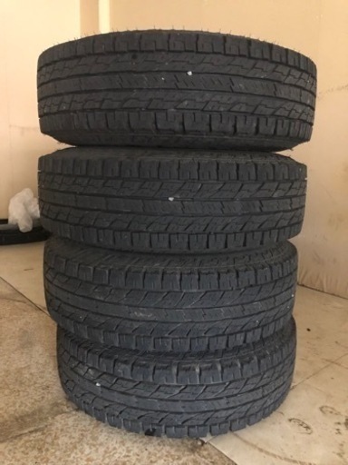 ジムニー　ランクル　タイヤ　235/85r16