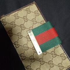 GUCCI　他で売買完了