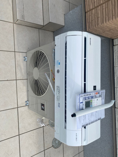 2021年製　ルームエアコン　AY-N22D-W 本日限り市内送料無料