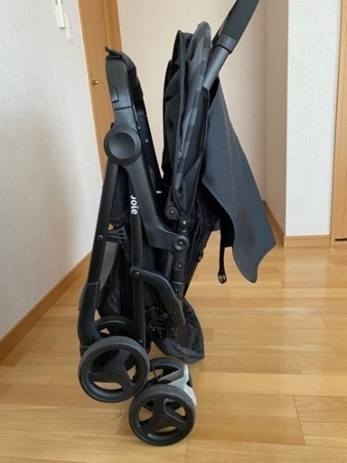 双子用のベビーカー