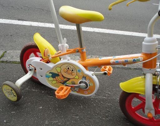アンパンマン 舵取り 三輪車