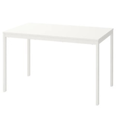 IKEA 拡張式テーブル