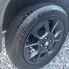 スズキクロスビー新納品車の純正タイヤとホイール4セット