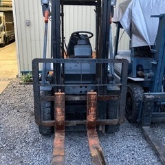 トヨタ2トンフォークリフト