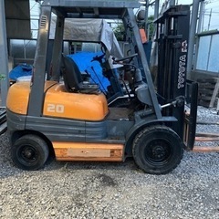 トヨタ2トンフォークリフト