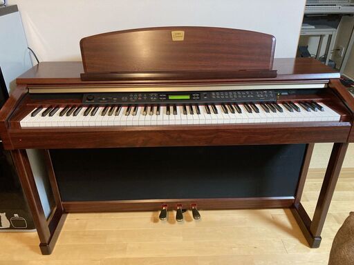 決まりました。YAMAHA クラビノーバ 濃茶 2011年製