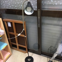 IKEAスタンドライト